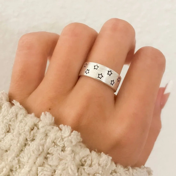 925 Sterling Silver Star Ring Textured Ring Band Celestial Star Ring Band - Picture 2 of 9